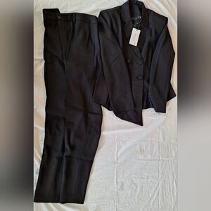 Elegant Black Women's Suit Set